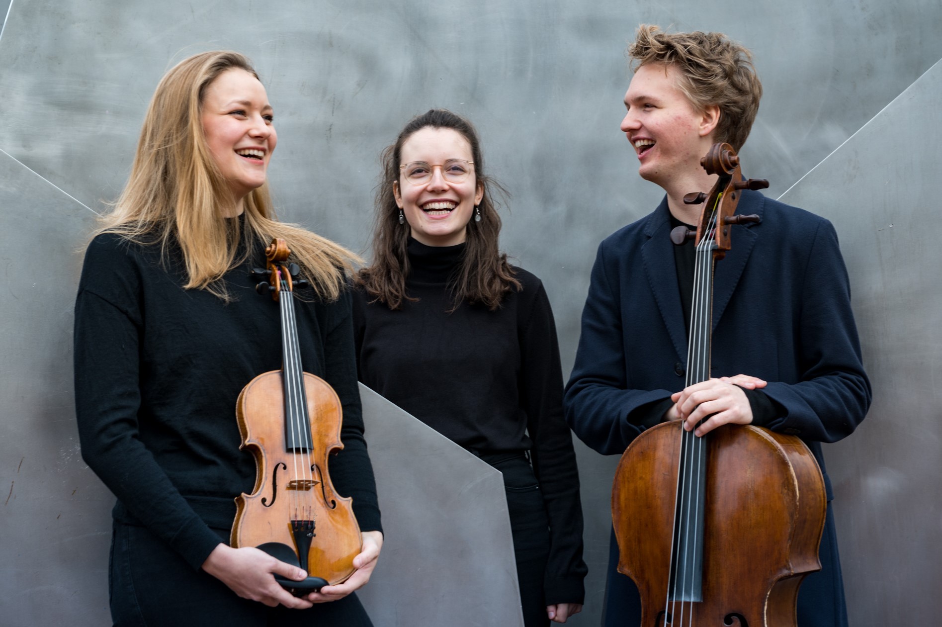 20220106 beflügelt avin trio 01